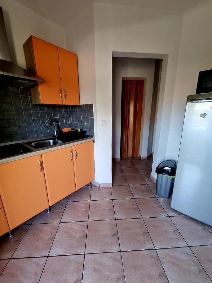 Apartments Ema Pula Exterior photo